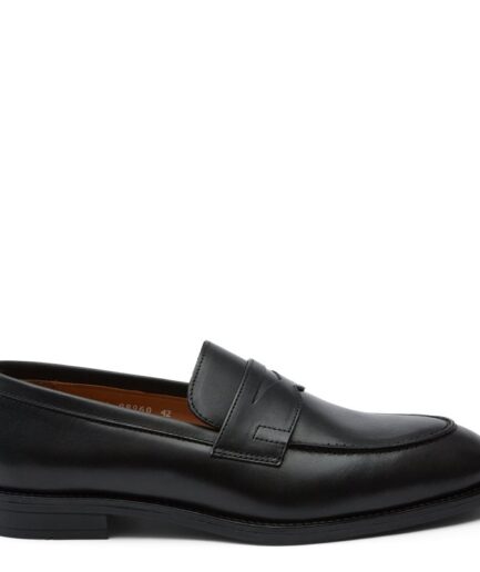 Ahler  A  Loafer