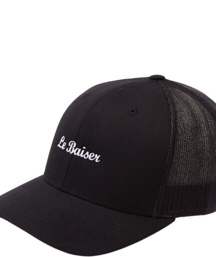 Le Baiser Trucker Cap Sort