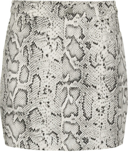 PIECES X DITTE ESTRUP X CILLE FJORD PCJESSICA SHORT SKIRT  Bright White Snake Print