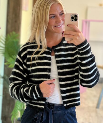 Gestuz  Cardigan  DebbieGZ Short Cardigan  BlackWhite Striped