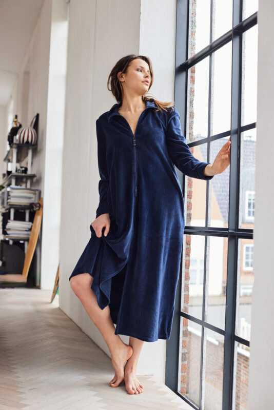 Decoy Zip Robesmall